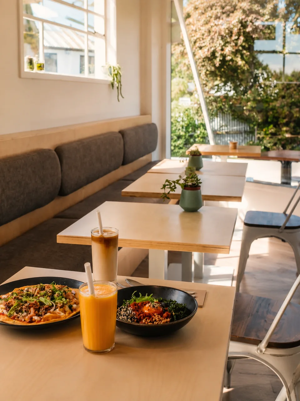 Sunlit seating and brunch at PocaPoca